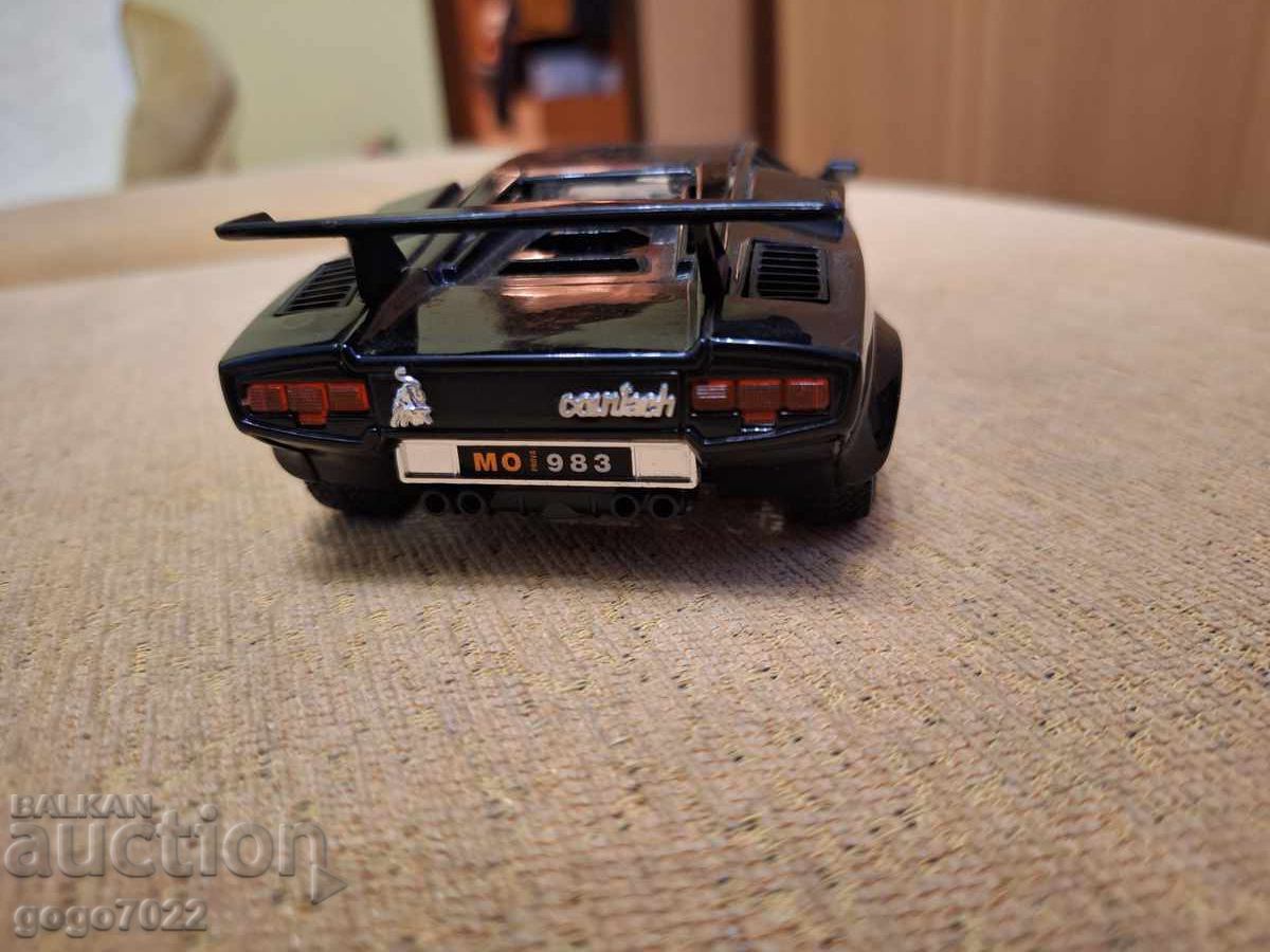 Доставка на LAMBORGHINI COUNTACH 1988 Bburago Italy 1/24 Доставка на LAMBORGHINI COUNTACH 1988 Bburago Italy 1/24