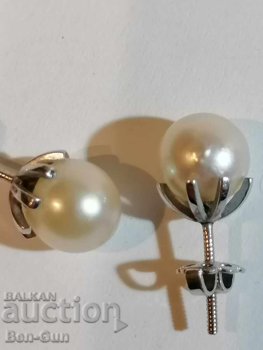 Сребърни обеци с естественни перли Сребърни обеци с естественни перли