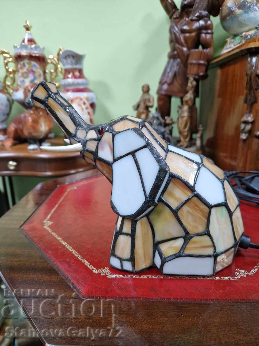 Beautiful Antique Tiffany Table Lamp with price 188.00 BGN | € 96.12 Beautiful Antique Tiffany Table Lamp with price 188.00 BGN | € 96.12