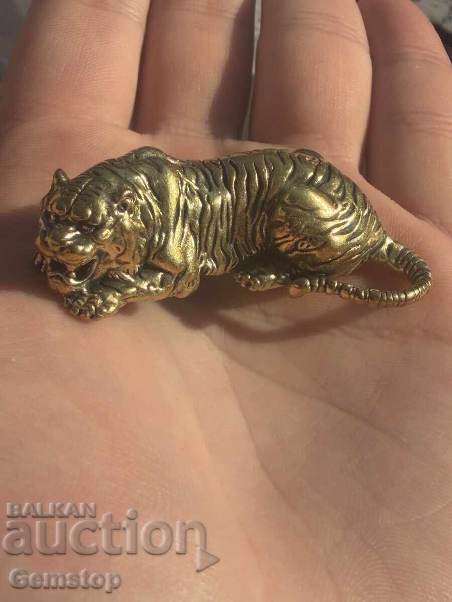 ΒΖΤ! 35 γραμμάρια στυλιζαρισμένη χάλκινη φιγούρα τίγρη από 1 st! ΒΖΤ! 35 γραμμάρια στυλιζαρισμένη χάλκινη φιγούρα τίγρη από 1 st!