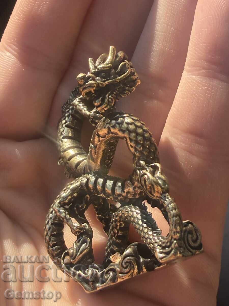 Auction BZTs! 44 grams stylized bronze dragon figure from 1 st! Auction BZTs! 44 grams stylized bronze dragon figure from 1 st!