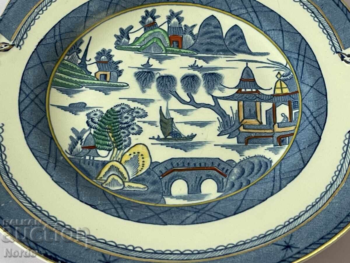 Аукцион Винтидж английска чиния с маркировка Аукцион Винтидж английска чиния с маркировка