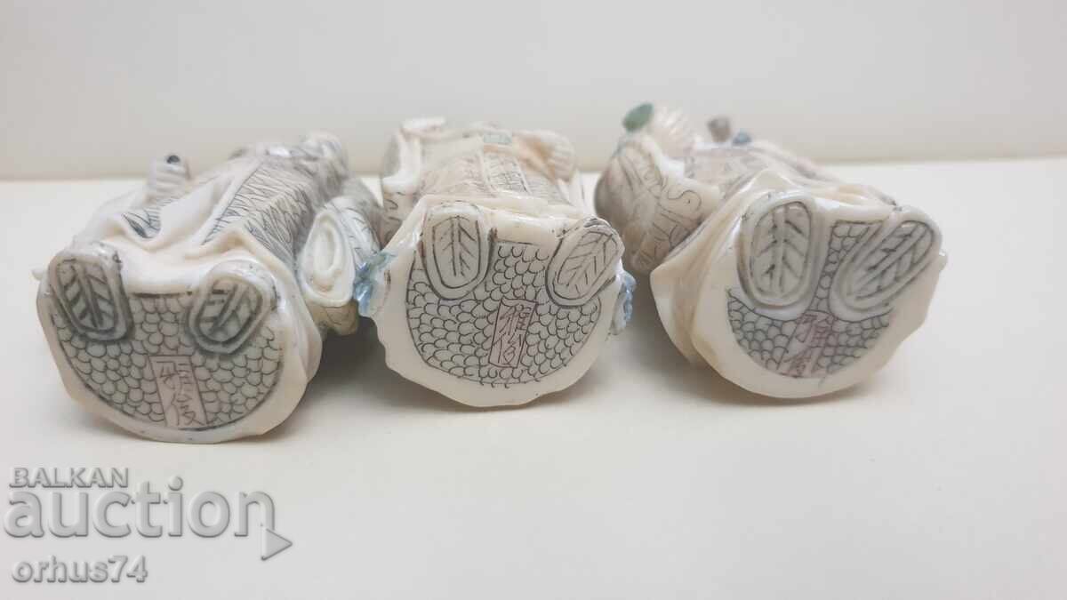 Τρία τεμάχια φιγούρες κινέζικων θεοτήτων - 5