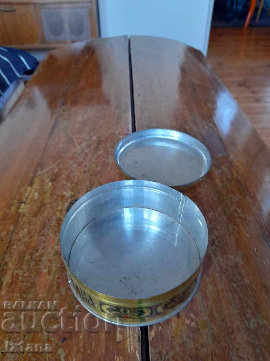 An old box of TAHAN HALVA - 5 An old box of TAHAN HALVA - 5