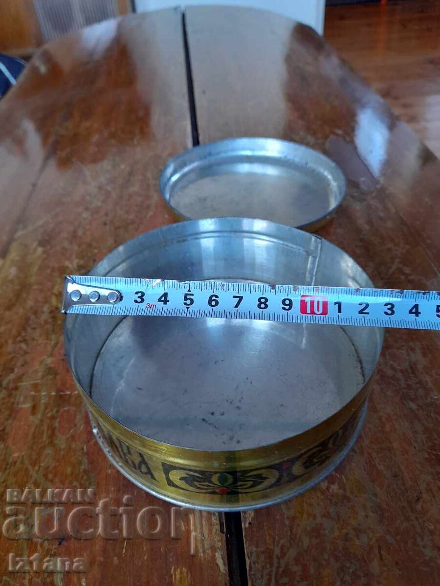 An old box of TAHAN HALVA - 6 An old box of TAHAN HALVA - 6