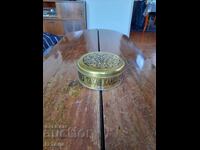 O cutie veche de TAHAN HALVA