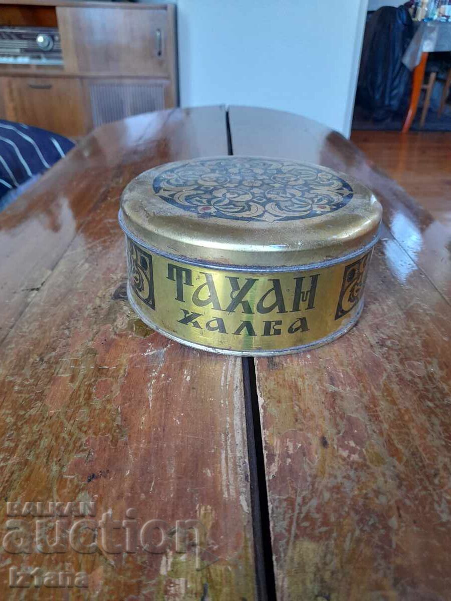 Ένα παλιό κουτί ΤΑΧΑΝ ΧΑΛΒΑ