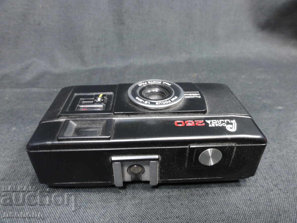 Livrarea BZTS STAR RETRO APARAT FOTO CU FILM POCKET FUJICA 250 Livrarea BZTS STAR RETRO APARAT FOTO CU FILM POCKET FUJICA 250