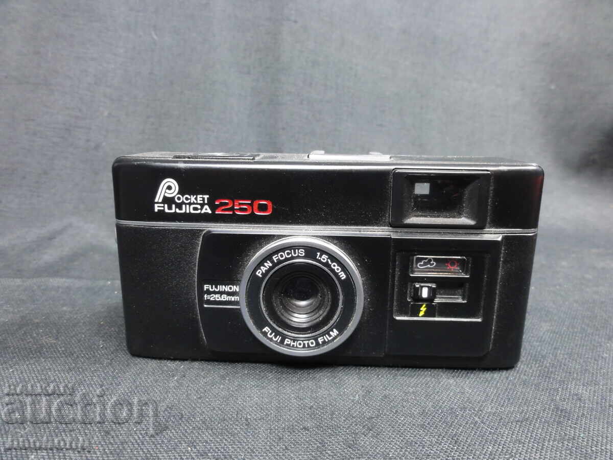 BZTS STAR RETRO APARAT FOTO CU FILM POCKET FUJICA 250 BZTS STAR RETRO APARAT FOTO CU FILM POCKET FUJICA 250