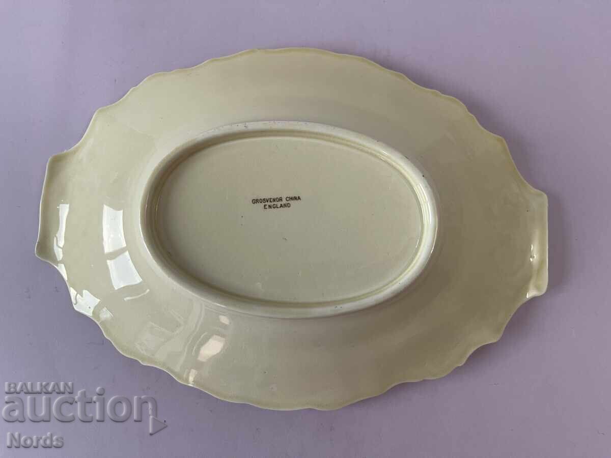 Доставка на Винтидж порцеланово плато с маркировка Доставка на Винтидж порцеланово плато с маркировка