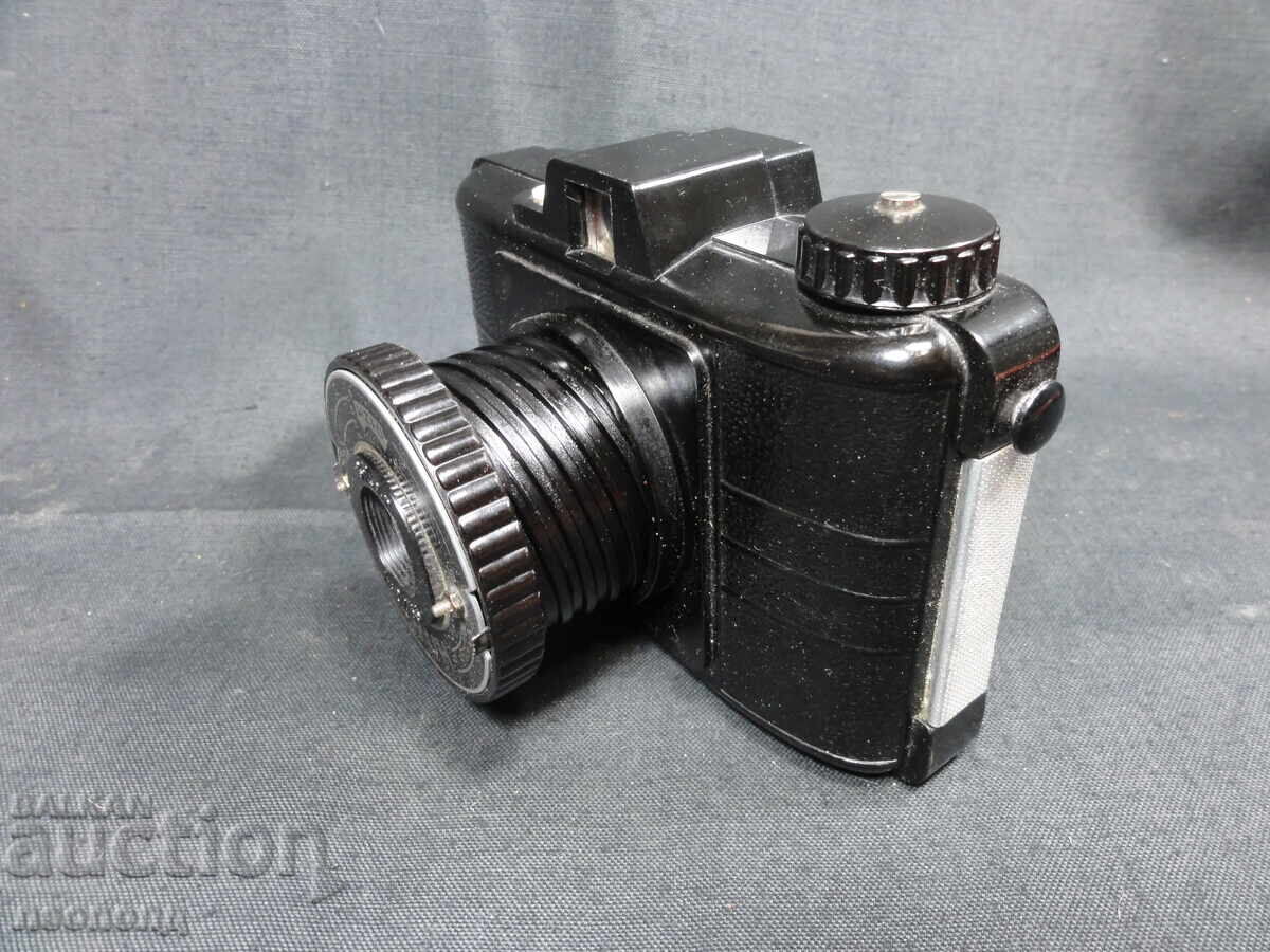 Auction BZTs STAR RETRO SOCIAL POLISH BAKELITE LENS CAMERA DRUH Auction BZTs STAR RETRO SOCIAL POLISH BAKELITE LENS CAMERA DRUH