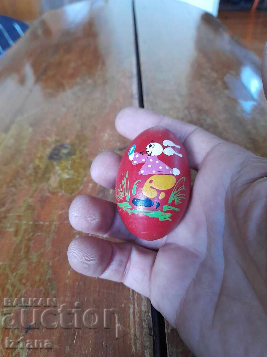 Old wooden egg with price 11.00 BGN | € 5.62 Old wooden egg with price 11.00 BGN | € 5.62
