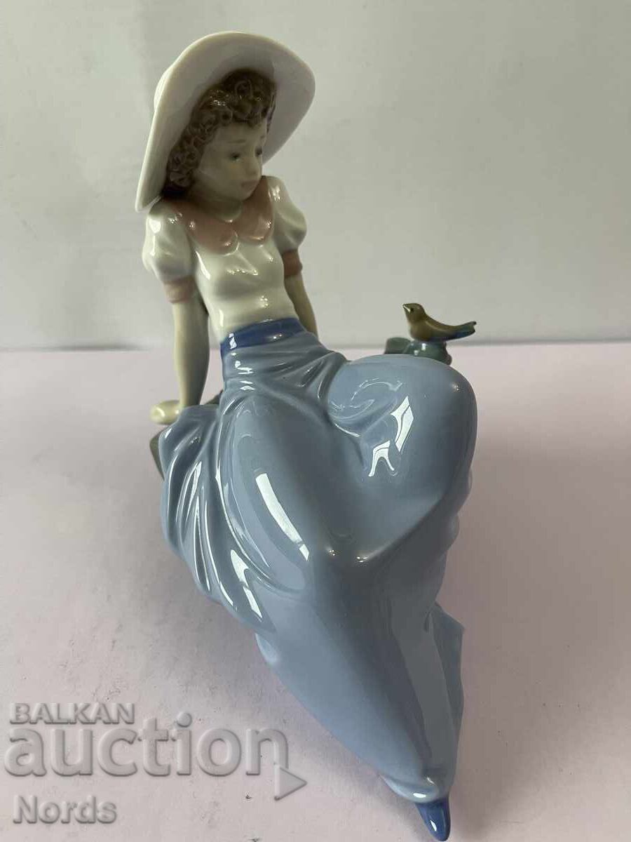 Auction  NAO Porcelain Figurine with Markings