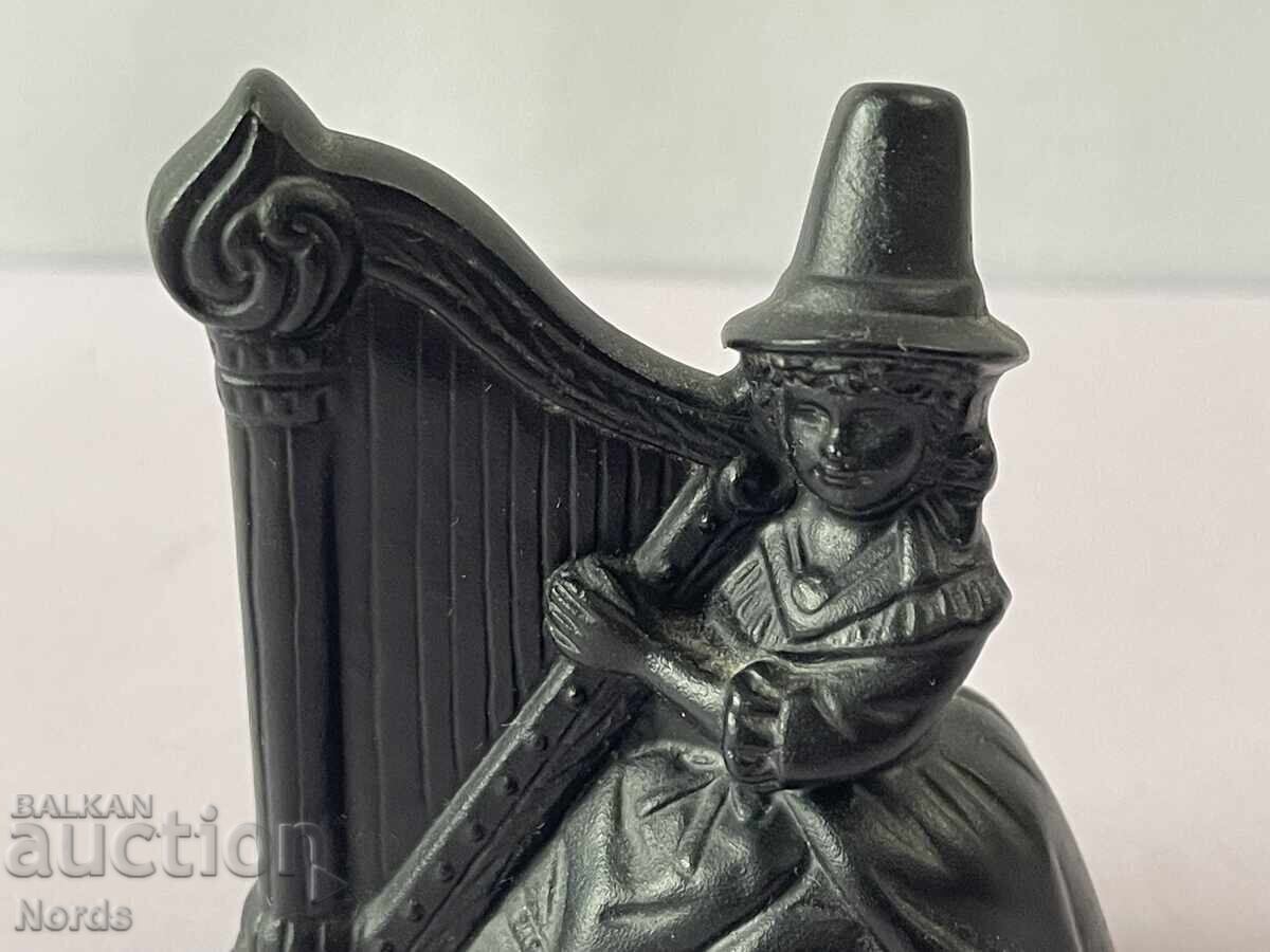 Фигурка Уелс с цена 4.17 лв. | € 2.13 Фигурка Уелс с цена 4.17 лв. | € 2.13