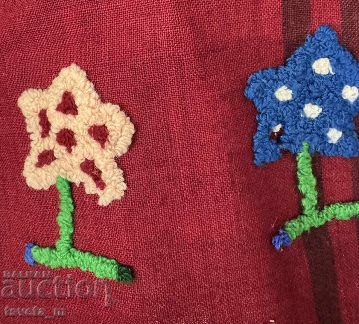 Δημοπρασία Γυναικεία ποδιά με κεντημένο σχέδιο, παραδοσιακή φορεσιά