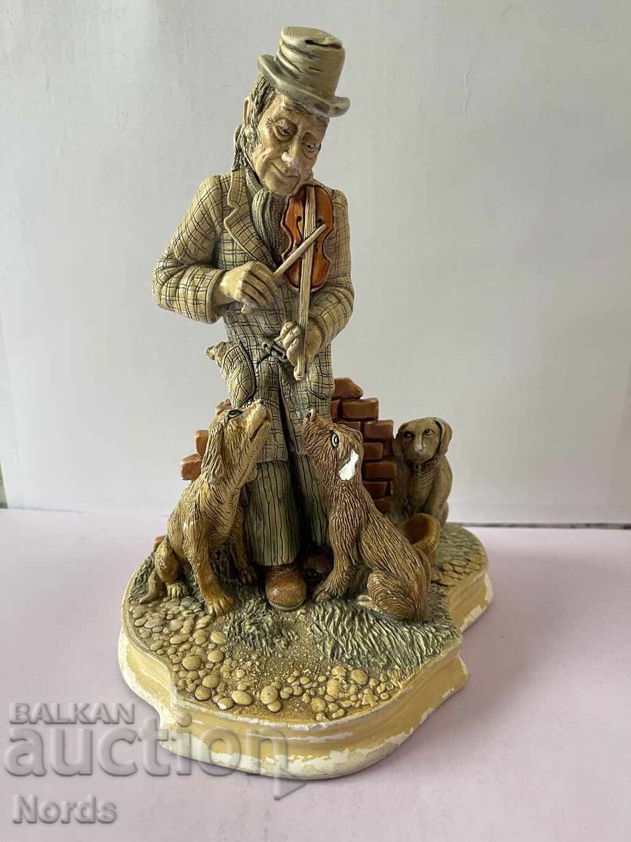 Figurine "Violinist with Dogs" Figurine "Violinist with Dogs"