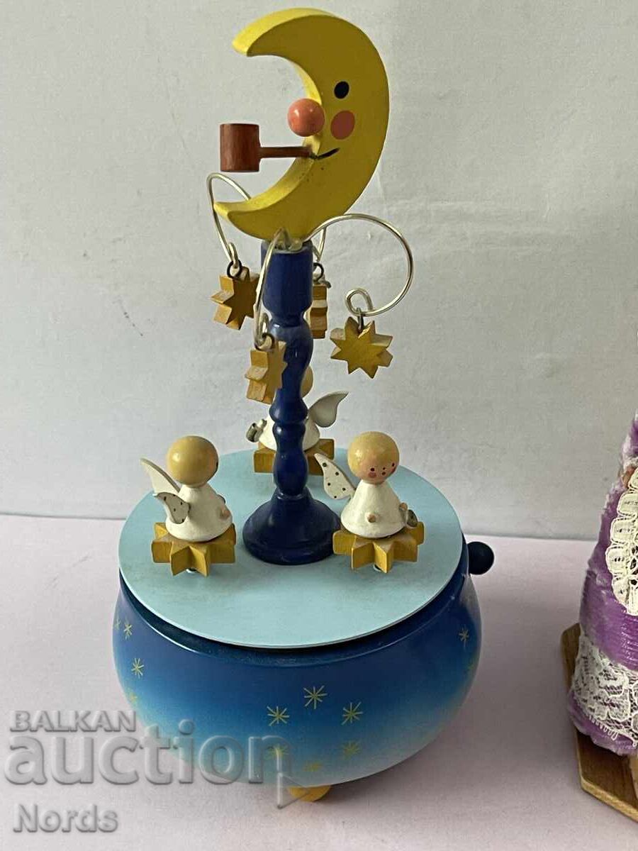 Δημοπρασία Ξύλινα ειδώλια Δημοπρασία Ξύλινα ειδώλια