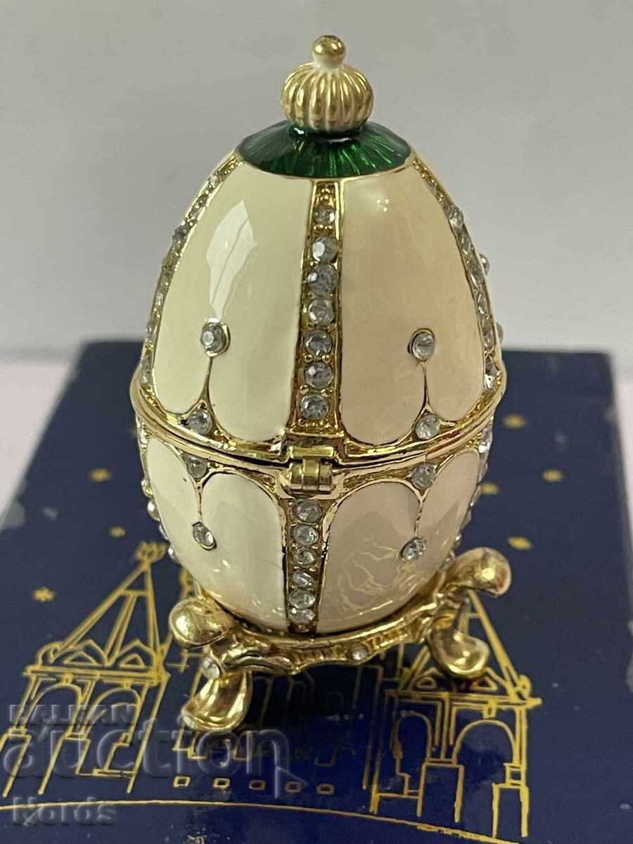 Metal jewelry egg with price 38.98 BGN | € 19.93 Metal jewelry egg with price 38.98 BGN | € 19.93