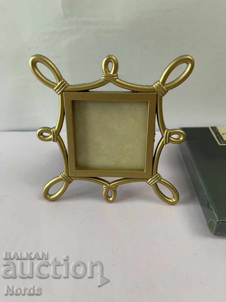 Μεταλλικό πλαίσιο για φωτογραφίες