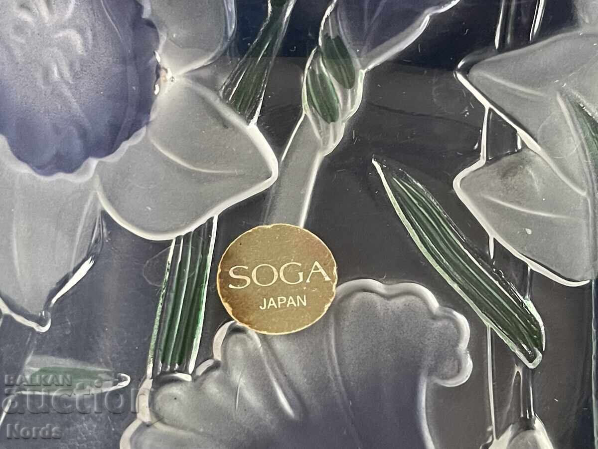 Delivery of Japanese glass bowl for nuts Delivery of Japanese glass bowl for nuts