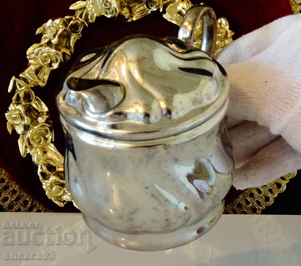 Ασημένια κανάτα γάλακτος, ανάγλυφο Art Nouveau με τιμή 16.00 BGN | € 8.18