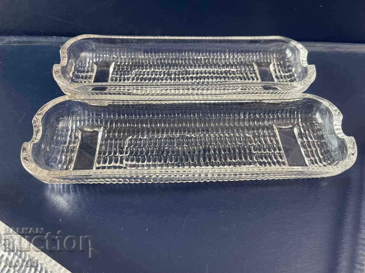 Γυάλινα σαλτσίερες με τιμή 1.02 BGN | € 0.52