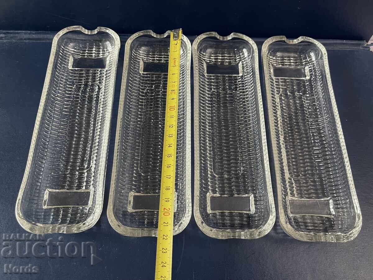 Παράδοση Γυάλινα σαλτσίερες