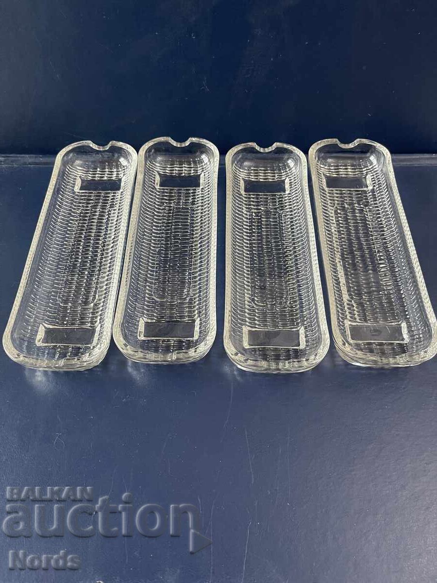 Γυάλινα σαλτσίερες