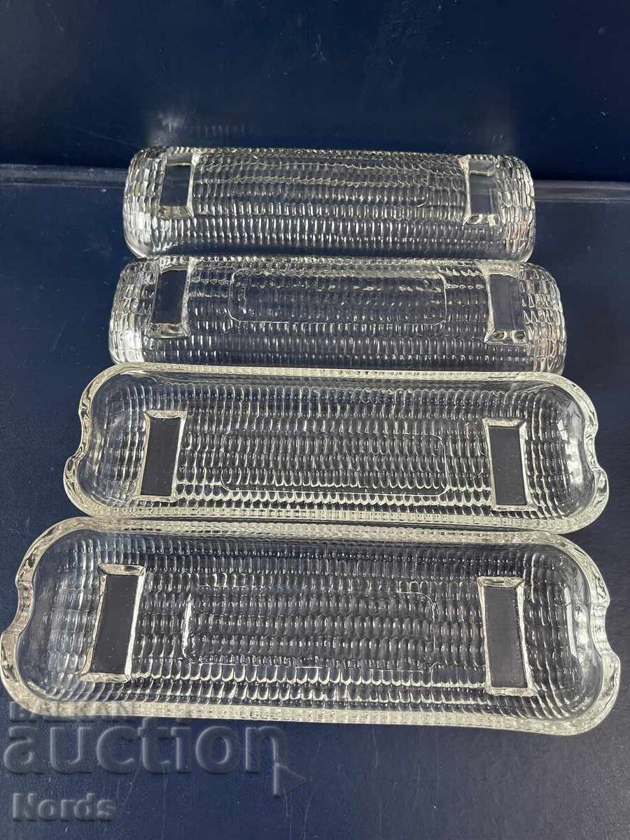 Γυάλινα σαλτσίερες με τιμή 1.02 BGN | € 0.52