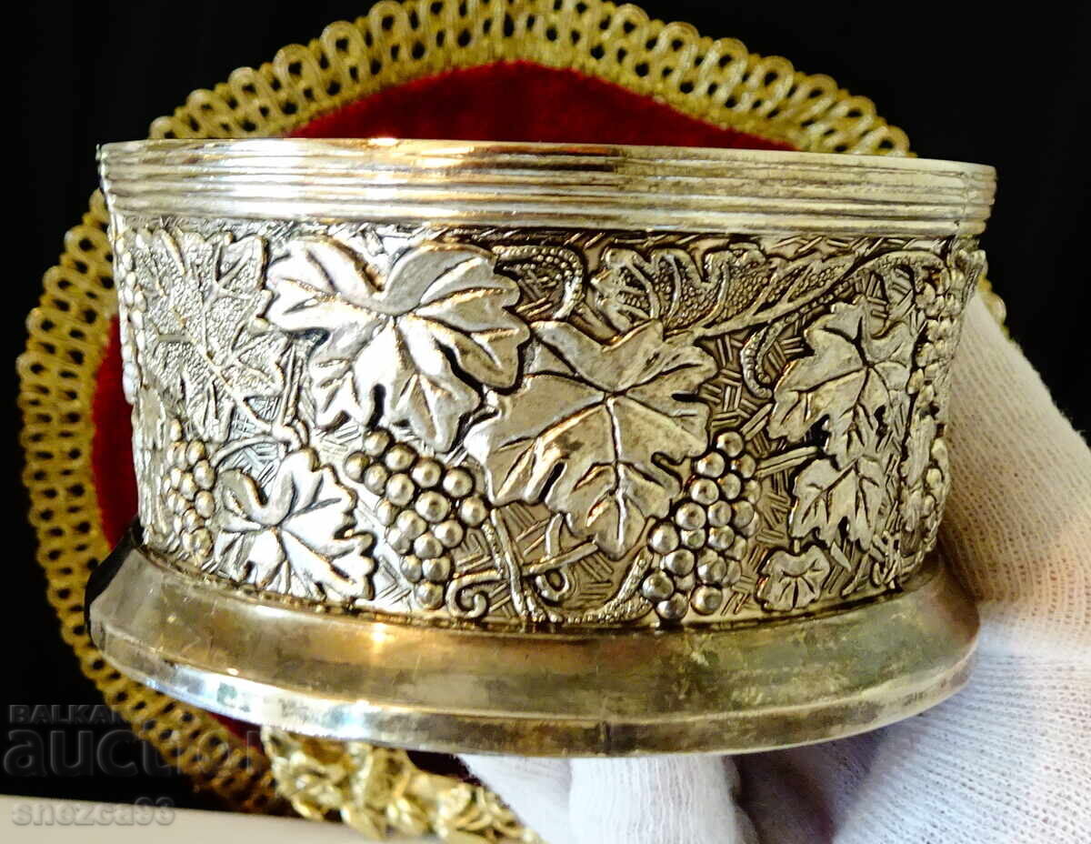 Παράδοση Ασημένια βάση για μπουκάλι, μπολ, κοσμηματοθήκη