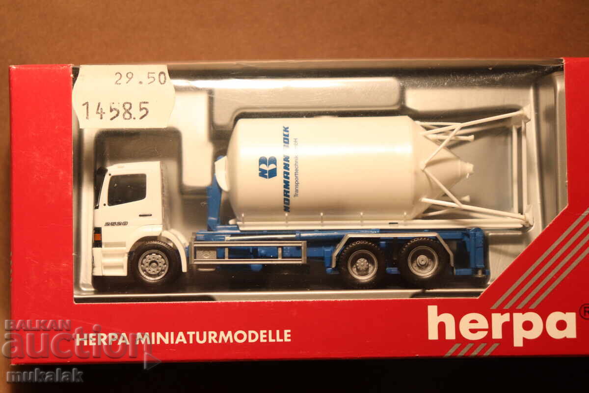 HERPA H0 1/87 MERCEDES ATEGO CEMENT TRUCK MODEL - 5