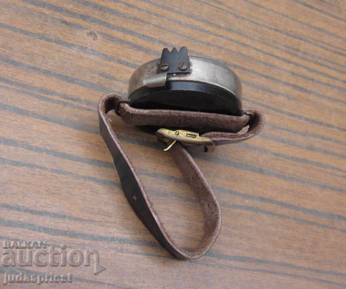 Παλιός Βουλγαρικός στρατιωτικός χειροκίνητος πυξίδα από την κομμουνιστική εποχή - 5 Παλιός Βουλγαρικός στρατιωτικός χειροκίνητος πυξίδα από την κομμουνιστική εποχή - 5