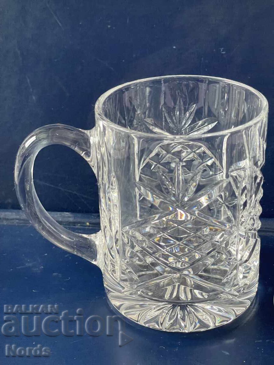 Crystal Lot with price 15.00 BGN | € 7.67 Crystal Lot with price 15.00 BGN | € 7.67