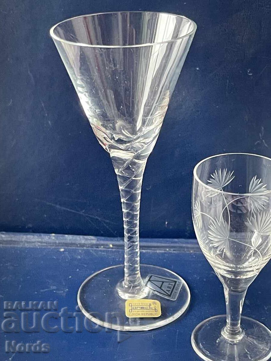 Delivery of Crystal Lot Delivery of Crystal Lot