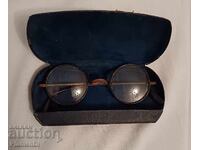 Винтидж - антикварни очила