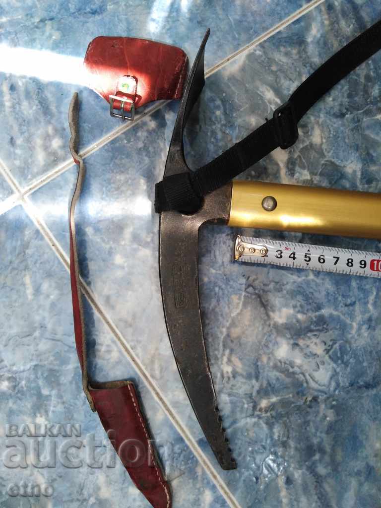 Auction  VAUDE Pickel, Knife, Ice Axe, Tool