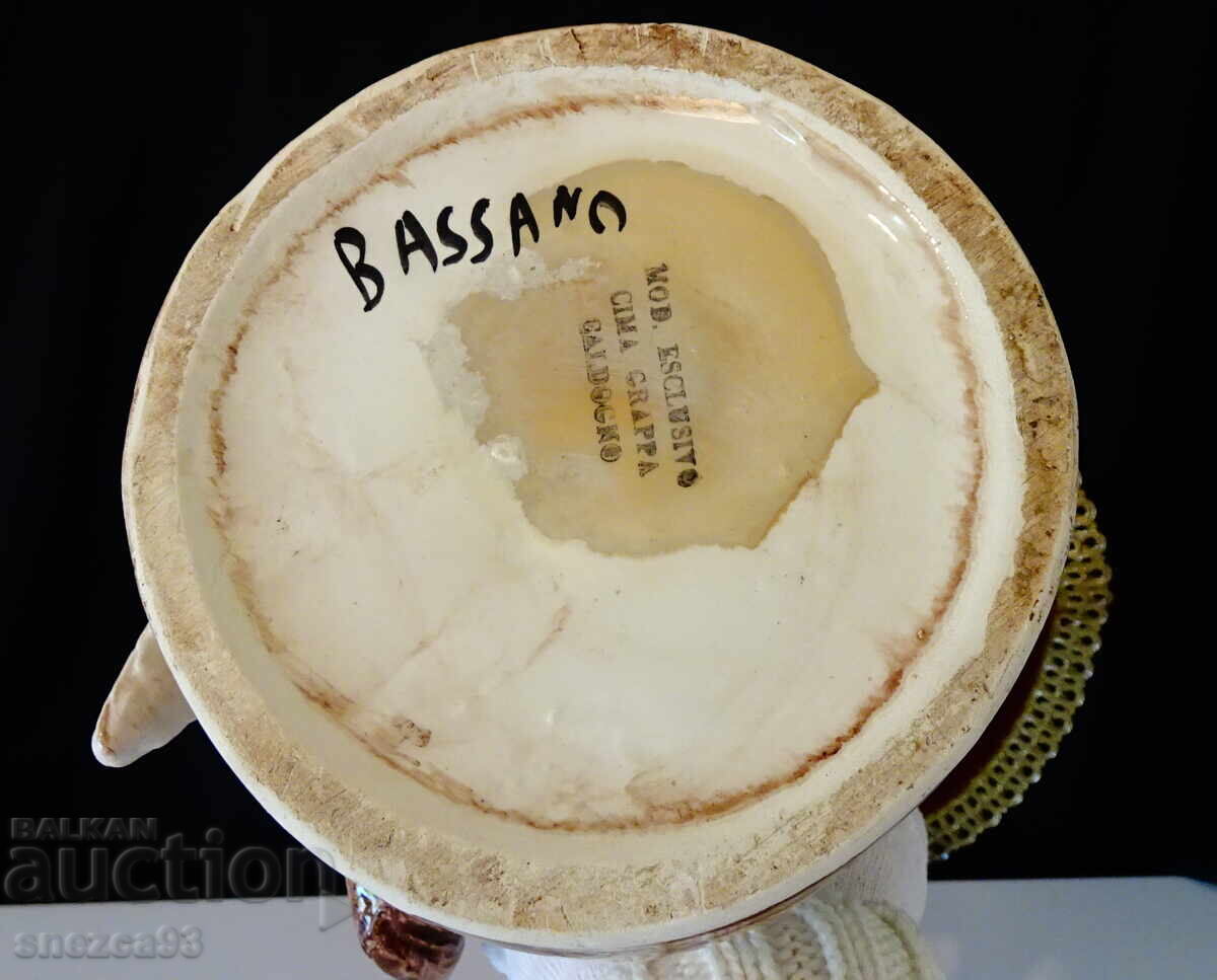 Порцеланова статуетка Гълъби,бутилка за вино,Bassano. - 7 Порцеланова статуетка Гълъби,бутилка за вино,Bassano. - 7