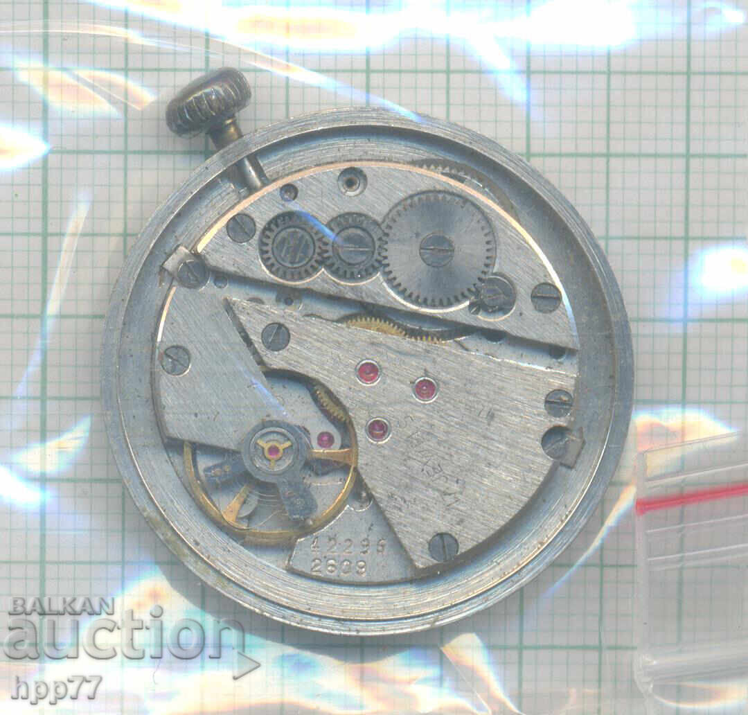 clock mechanism 66 with price 1.50 BGN | € 0.77