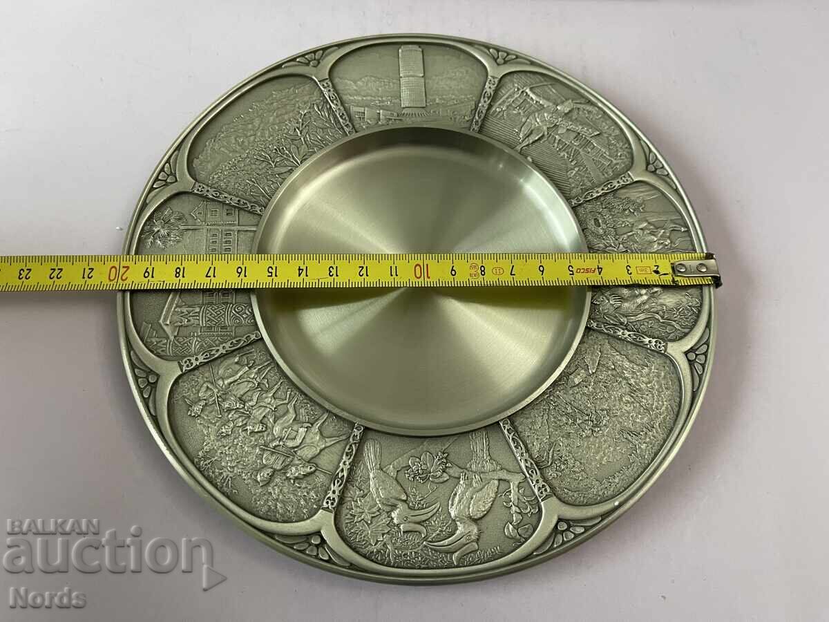 Μεταλλικό πιάτο - 6 Μεταλλικό πιάτο - 6