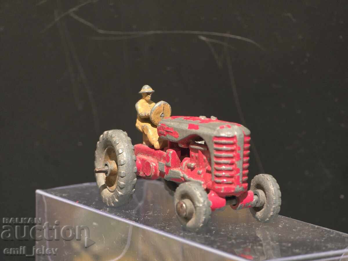 Аукцион Matchbox Lesney No 4B Tractor 1957-1959  год.