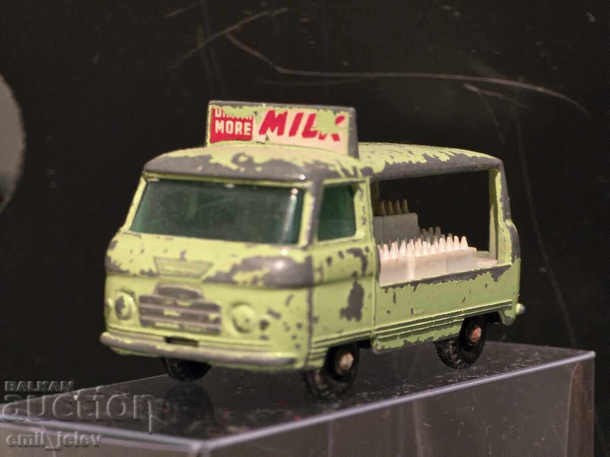Аукцион Matchbox Lesney No 21C Commer Bottle Float 1961-1967год. Аукцион Matchbox Lesney No 21C Commer Bottle Float 1961-1967год.