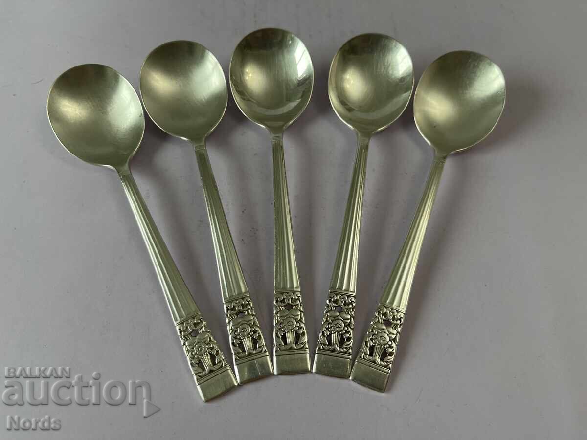 Παλιά ασημικά με τιμή 12.00 BGN | € 6.14 Παλιά ασημικά με τιμή 12.00 BGN | € 6.14