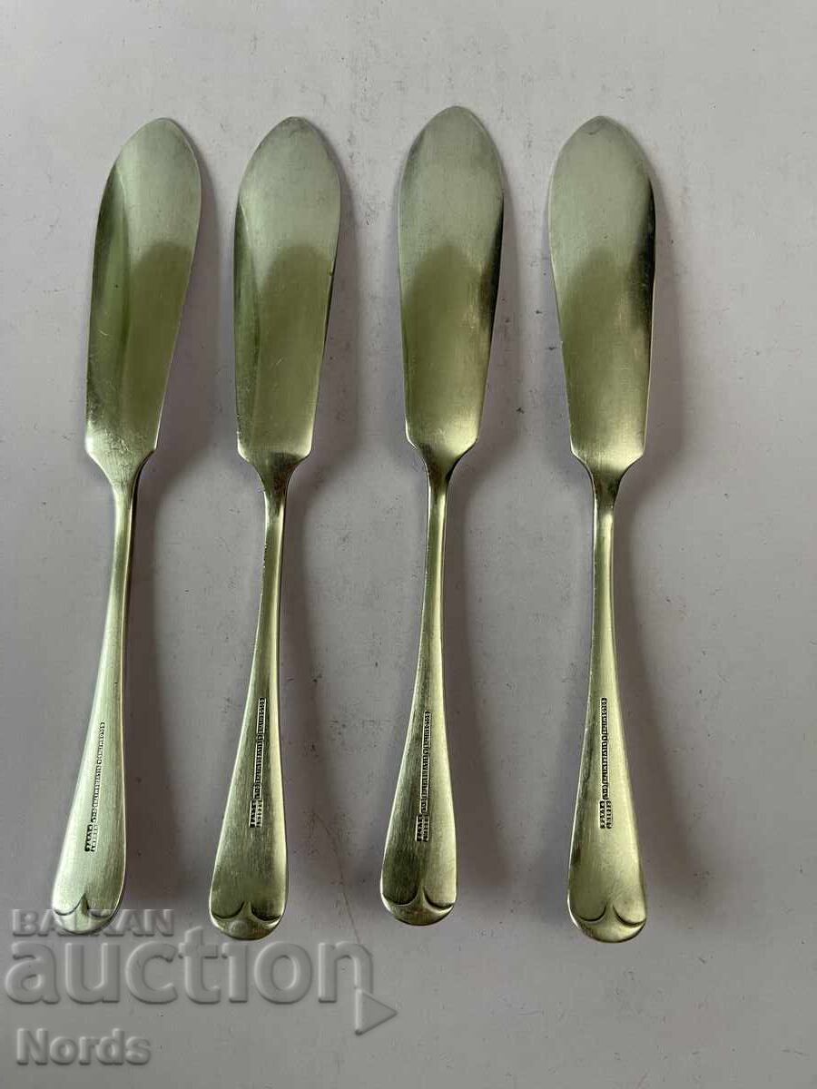 Δημοπρασία Ασημένια μαχαιροπήρουνα για βούτυρο Δημοπρασία Ασημένια μαχαιροπήρουνα για βούτυρο