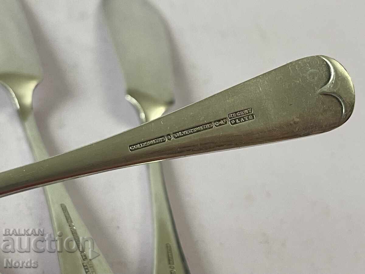 Παράδοση Ασημένια μαχαιροπήρουνα για βούτυρο Παράδοση Ασημένια μαχαιροπήρουνα για βούτυρο