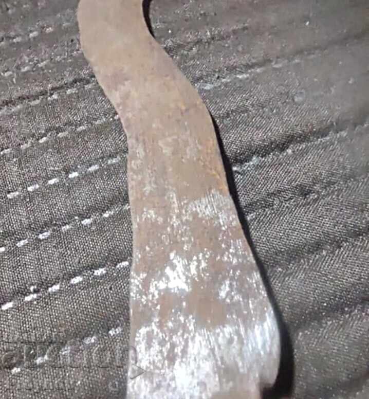 Pumnal indonezian cu damasc din oțel forjat