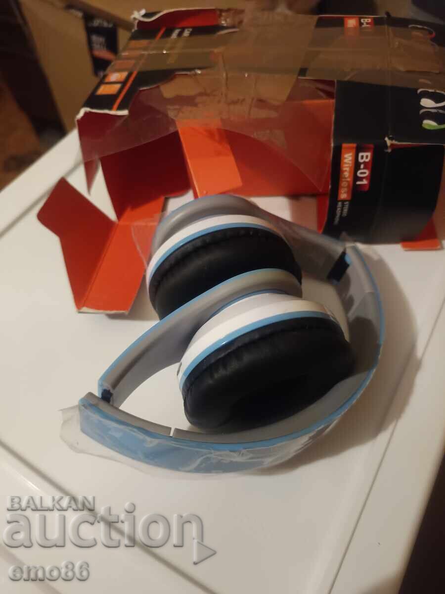 Bluetooth headphones with radio B.Z.C with price 5.00 BGN | € 2.56 Bluetooth headphones with radio B.Z.C with price 5.00 BGN | € 2.56