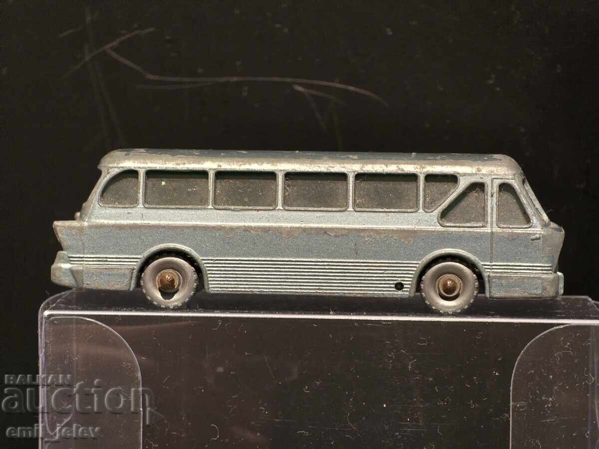 LESNEY Matchbox-40B Leyland Tiger Coach 1961-1966 god με τιμή 10.99 BGN | € 5.62