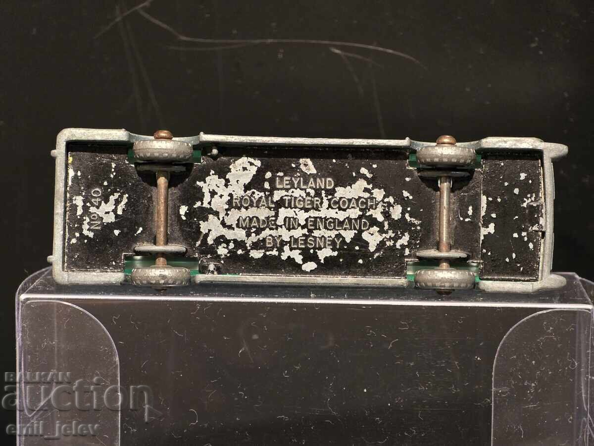 LESNEY Matchbox-40B Leyland Tiger Coach 1961-1966 god - 6