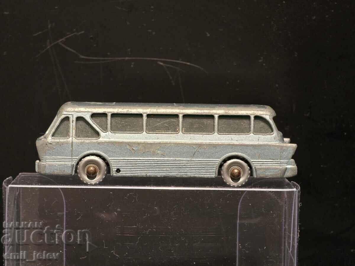 LESNEY Matchbox-40B Leyland Tiger Coach 1961-1966 god