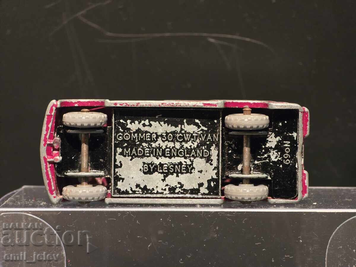 LESNEY Matchbox-69A Commer Van "Nestle's" 1959-1964 god - 7 LESNEY Matchbox-69A Commer Van "Nestle's" 1959-1964 god - 7